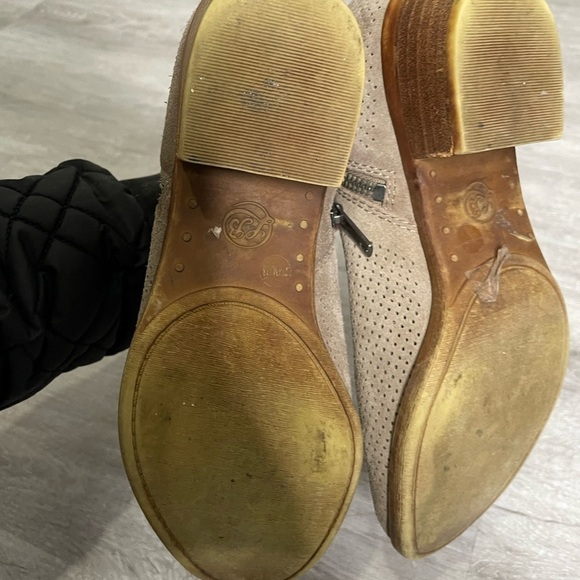 Lucky Brand Suede Double Zipper Bootie 8.5 - Picture 10 of 10